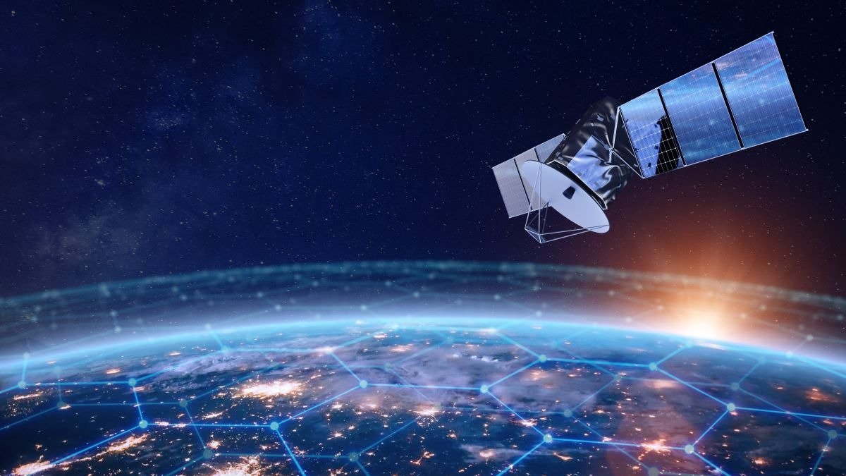 Satélite en órbita